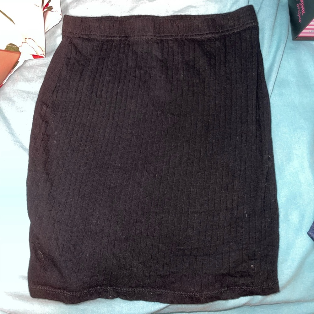 2 small matching SHEIN shirt set brown and black